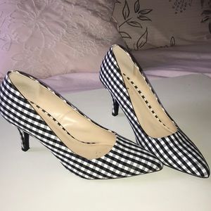Gingham shoes. I bought them from Lulu’s